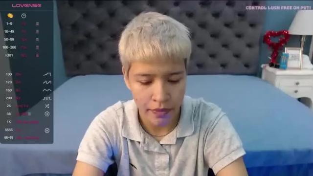 Image 3 of ladyboy_1 Stream on Chaturbate on 20 months ago