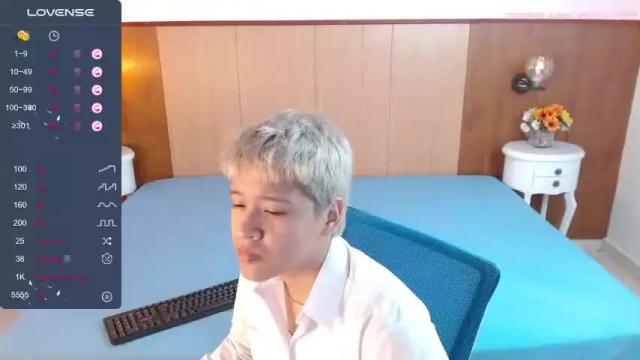 Image 6 of ladyboy_1 Stream on Chaturbate on 20 months ago