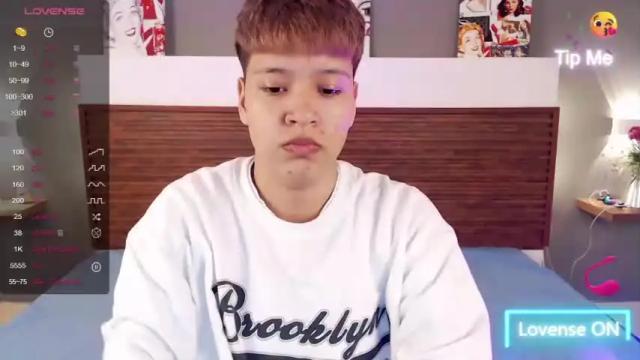 Image 3 of ladyboy_1 Stream on Chaturbate on 19 months ago