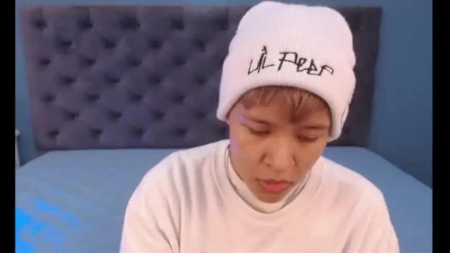 Image 10 of ladyboy_1 Stream on Chaturbate on 19 months ago
