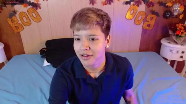 Image 3 of ladyboy_1 Stream on Chaturbate on 19 months ago