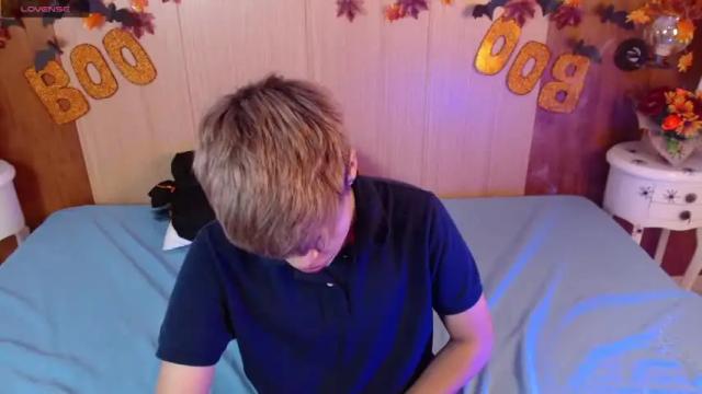 Image 4 of ladyboy_1 Stream on Chaturbate on 19 months ago