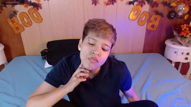 Image 8 of ladyboy_1 Stream on Chaturbate on 19 months ago
