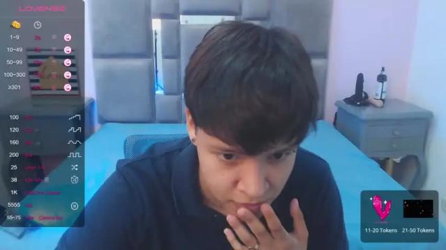 Image 3 of ladyboy_1 Stream on Chaturbate on 18 months ago