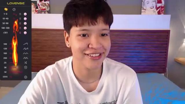Image 6 of ladyboy_1 Stream on Chaturbate on 18 months ago