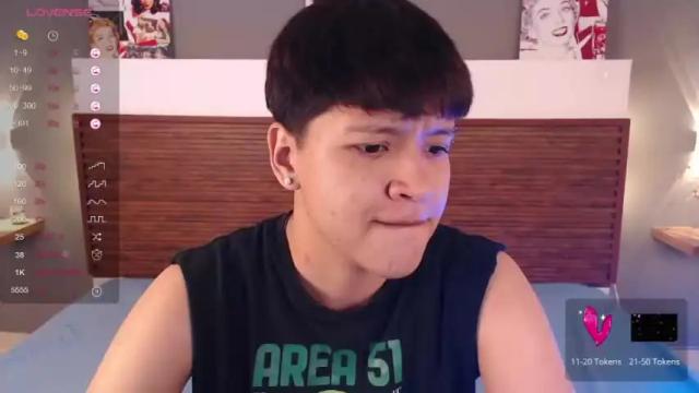 Image 2 of ladyboy_1 Stream on Chaturbate on 18 months ago