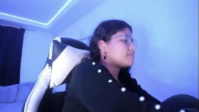 Image 11 of ladybrown_16 Stream on Chaturbate on 1 month ago
