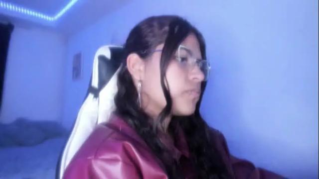 Image 2 of ladybrown_16 Stream on Chaturbate on 1 month ago