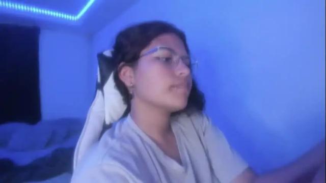 Image 2 of ladybrown_16 Stream on Chaturbate on 1 month ago