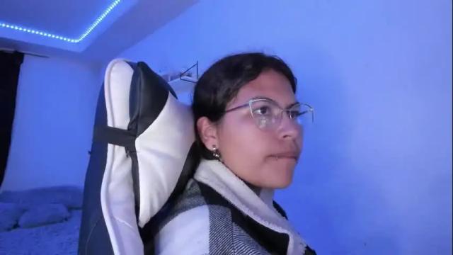 Image 8 of ladybrown_16 Stream on Chaturbate on 1 month ago