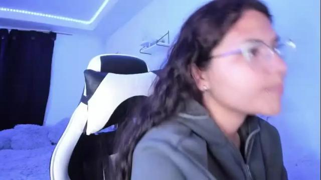 Image 2 of ladybrown_16 Stream on Chaturbate on 1 month ago