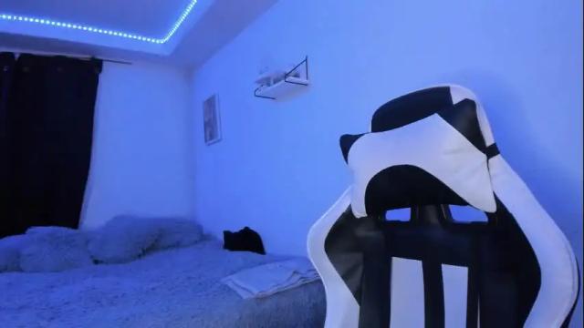 Image 4 of ladybrown_16 Stream on Chaturbate on 1 month ago