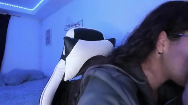 Thumbnail 2, ladybrown_16's Stream at Chaturbate, 1 month ago