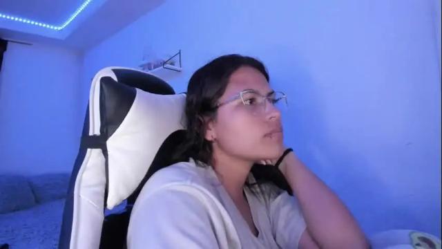 Image 4 of ladybrown_16 Stream on Chaturbate on 1 month ago