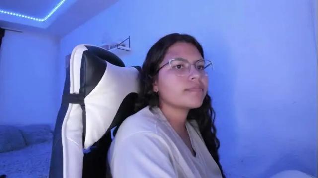 Image 6 of ladybrown_16 Stream on Chaturbate on 1 month ago