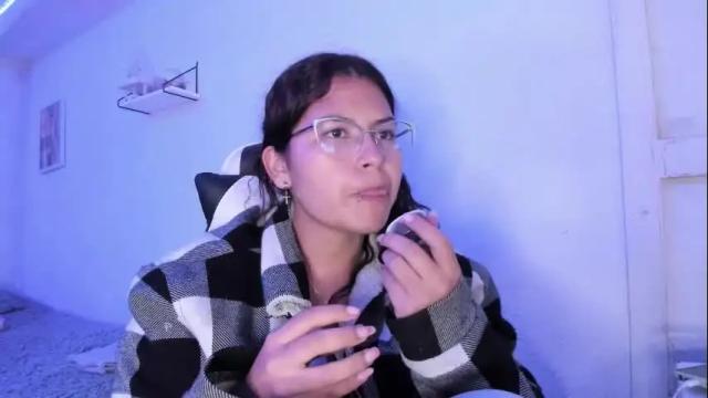 Image 10 of ladybrown_16 Stream on Chaturbate on 1 month ago