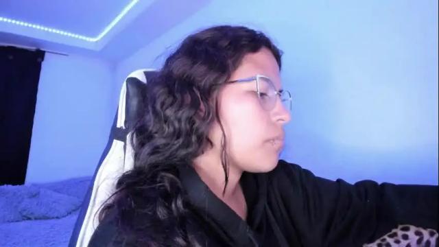 Image 2 of ladybrown_16 Stream on Chaturbate on 28 days ago