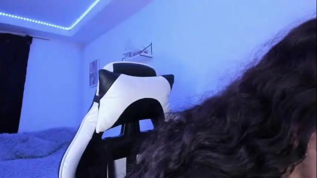 Image 6 of ladybrown_16 Stream on Chaturbate on 28 days ago