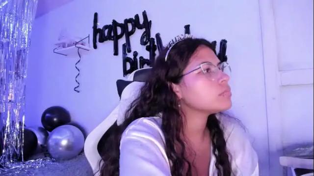 Image 4 of ladybrown_16 Stream on Chaturbate on 28 days ago