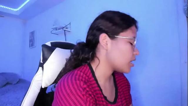 Image 12 of ladybrown_16 Stream on Chaturbate on 19 days ago