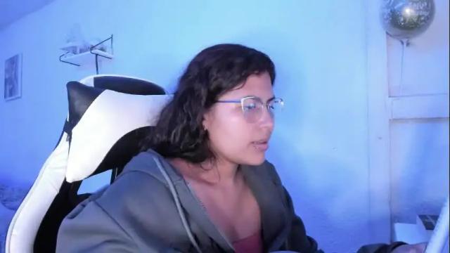 Image 11 of ladybrown_16 Stream on Chaturbate on 21 days ago