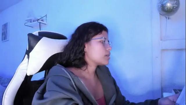 Image 12 of ladybrown_16 Stream on Chaturbate on 21 days ago