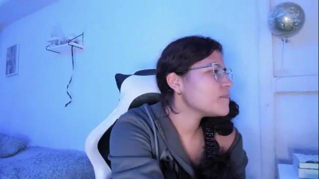 Image 2 of ladybrown_16 Stream on Chaturbate on 21 days ago