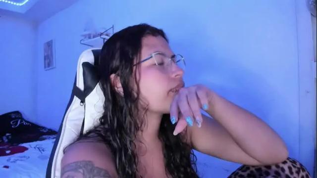 Image 7 of ladybrown_16 Stream on Chaturbate on 16 days ago