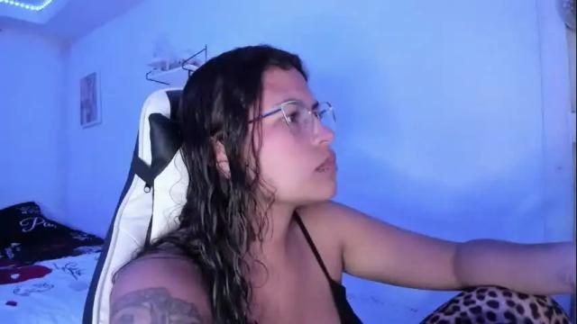 Image 8 of ladybrown_16 Stream on Chaturbate on 16 days ago