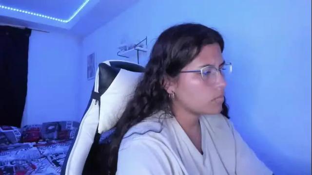 Image 12 of ladybrown_16 Stream on Chaturbate on 5 days ago