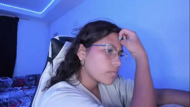Image 8 of ladybrown_16 Stream on Chaturbate on 5 days ago