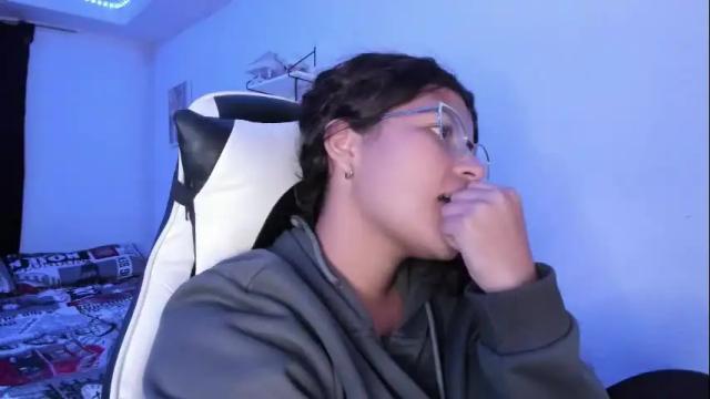 Image 11 of ladybrown_16 Stream on Chaturbate on 1 month ago