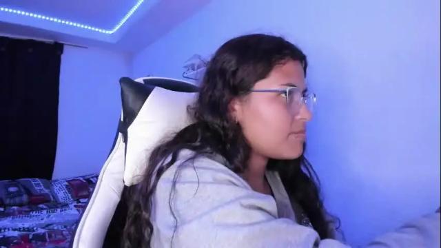 Image 10 of ladybrown_16 Stream on Chaturbate on 1 month ago