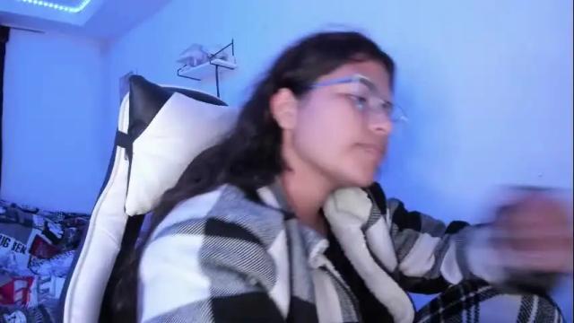 Image 6 of ladybrown_16 Stream on Chaturbate on 1 month ago