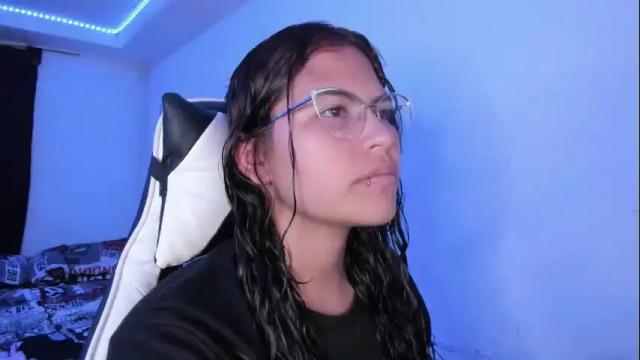 Image 2 of ladybrown_16 Stream on Chaturbate on 1 month ago