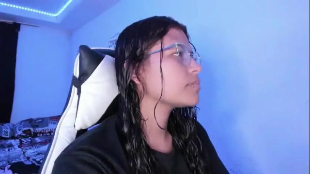 Image 4 of ladybrown_16 Stream on Chaturbate on 1 month ago
