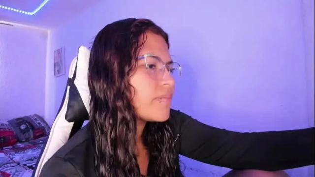 Image 10 of ladybrown_16 Stream on Chaturbate on 1 month ago