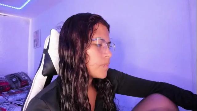 Image 8 of ladybrown_16 Stream on Chaturbate on 1 month ago