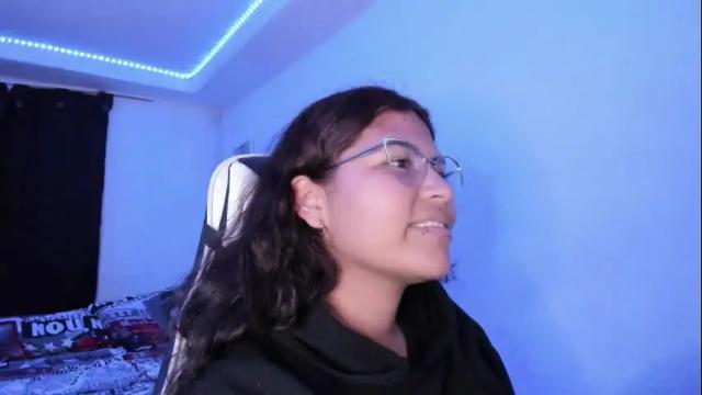 Image 2 of ladybrown_16 Stream on Chaturbate on 1 month ago