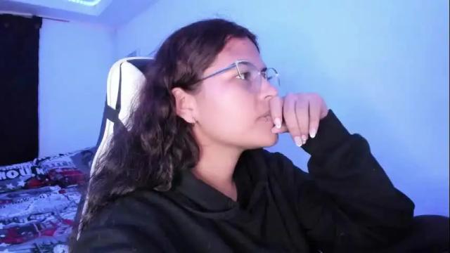 Image 8 of ladybrown_16 Stream on Chaturbate on 1 month ago