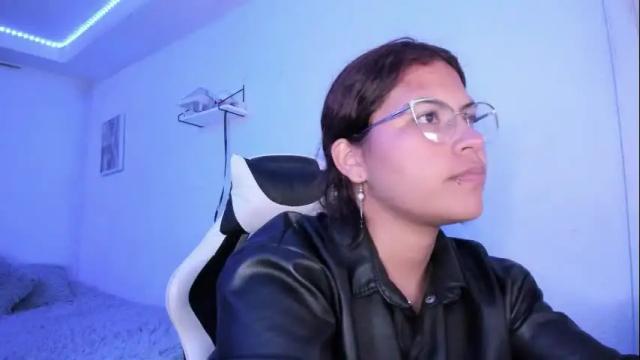 Image 11 of ladybrown_16 Stream on Chaturbate on 1 month ago