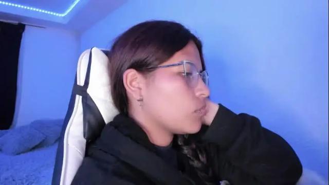 Image 6 of ladybrown_16 Stream on Chaturbate on 1 month ago