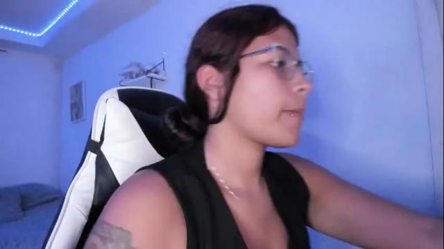 Image 3 of ladybrown_16 Stream on Chaturbate on 1 month ago