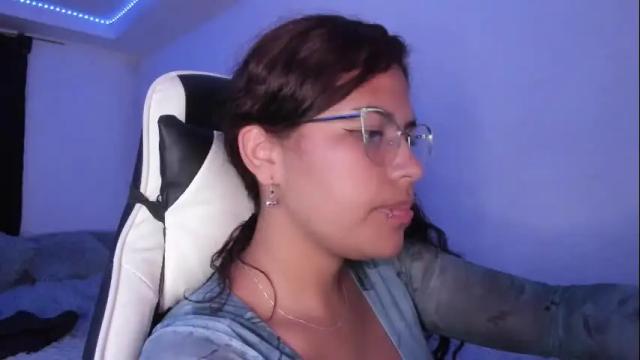 Image 6 of ladybrown_16 Stream on Chaturbate on 29 days ago