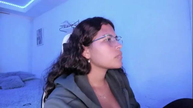 Image 8 of ladybrown_16 Stream on Chaturbate on 24 days ago