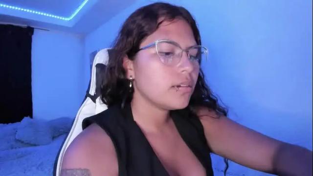 Image 4 of ladybrown_16 Stream on Chaturbate on 22 days ago