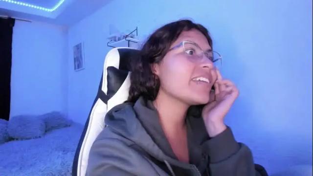 Image 10 of ladybrown_16 Stream on Chaturbate on 19 days ago