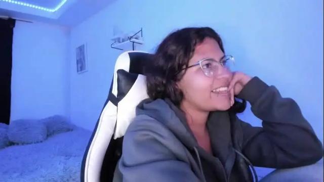 Image 12 of ladybrown_16 Stream on Chaturbate on 19 days ago