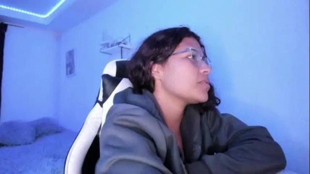Image 7 of ladybrown_16 Stream on Chaturbate on 19 days ago