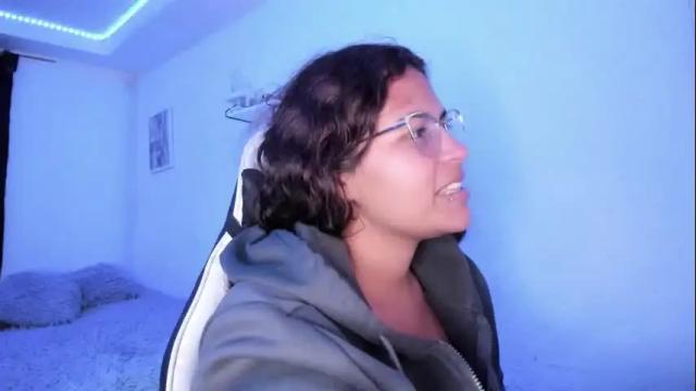 Image 8 of ladybrown_16 Stream on Chaturbate on 19 days ago